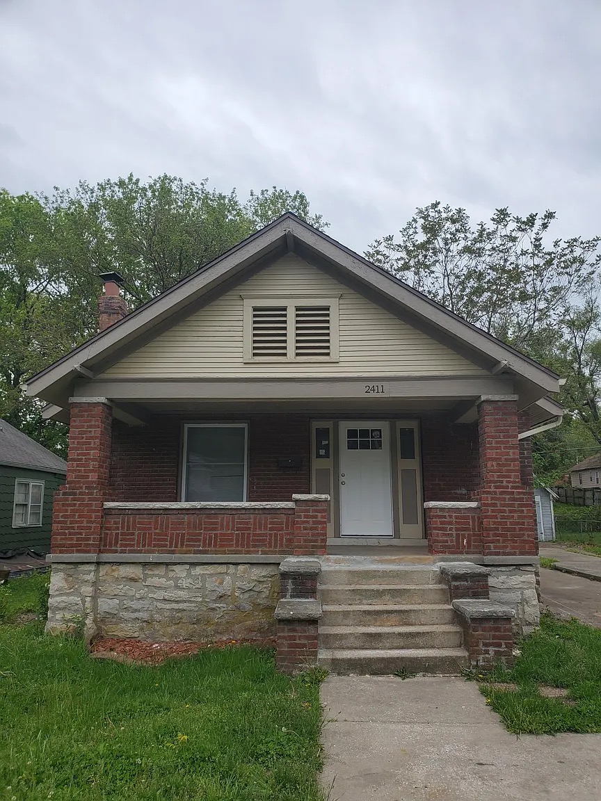 Property main image
